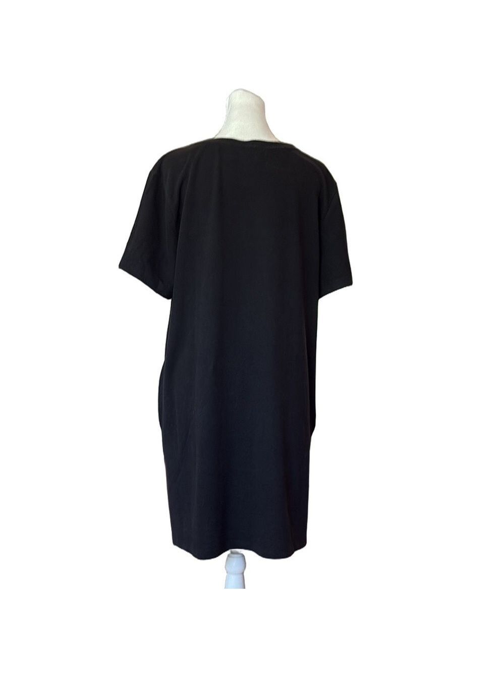 Umgee Size L black dress with floral embroidery. Short sleeves colorful - Picture 3 of 7